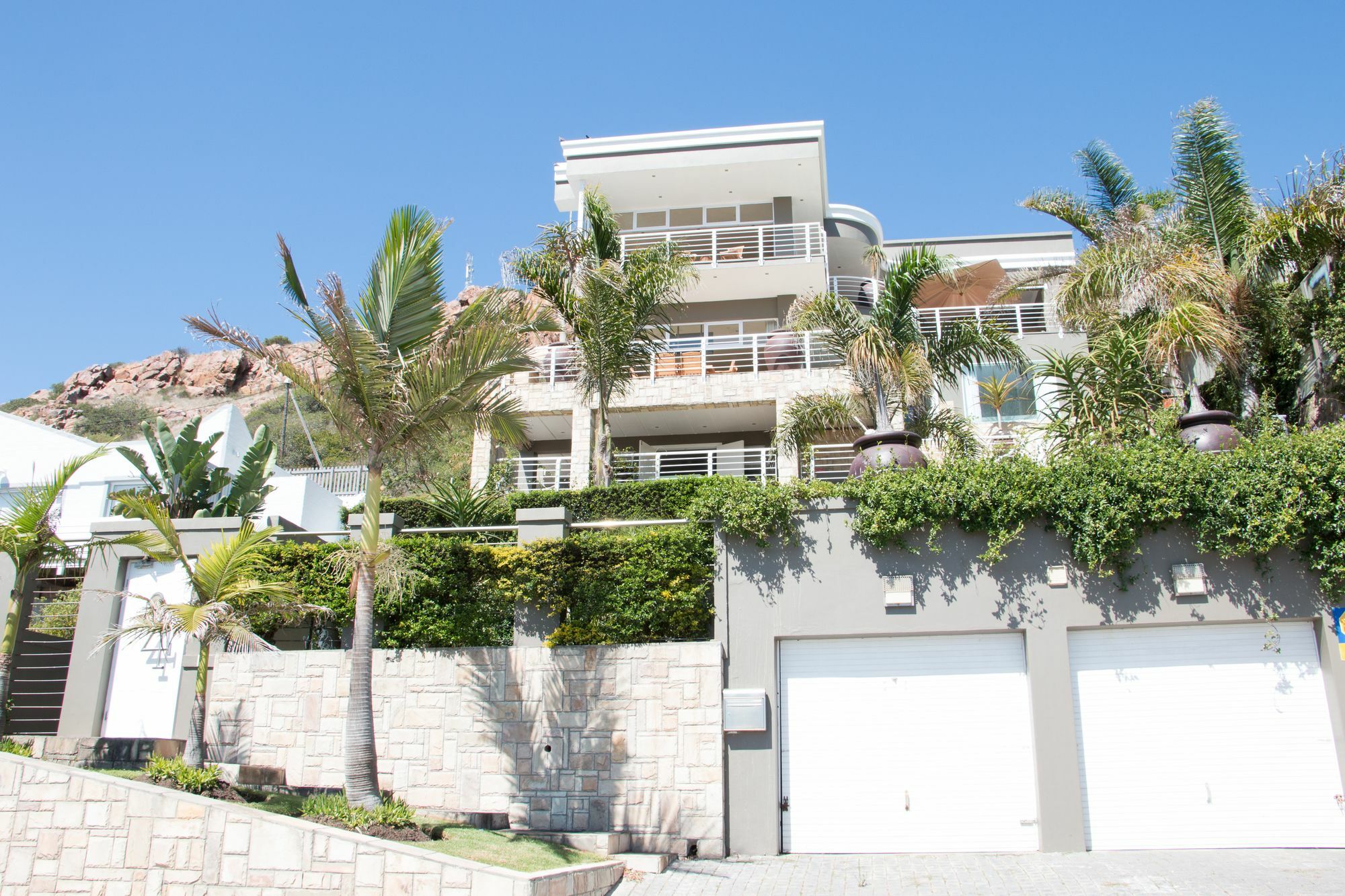 4 On Montagu Accommodation Мозел Бей Екстериор снимка