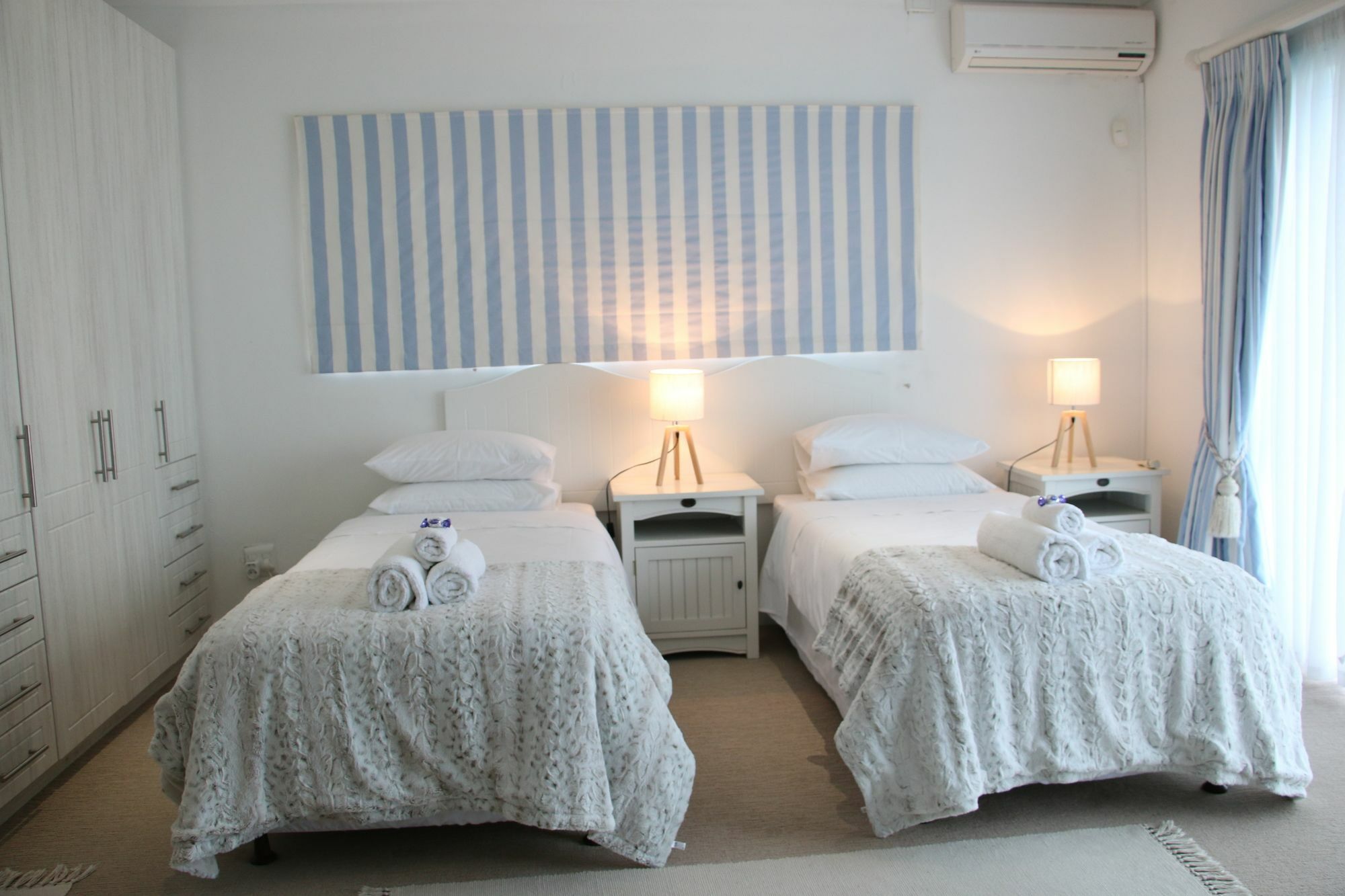 4 On Montagu Accommodation Мозел Бей Екстериор снимка