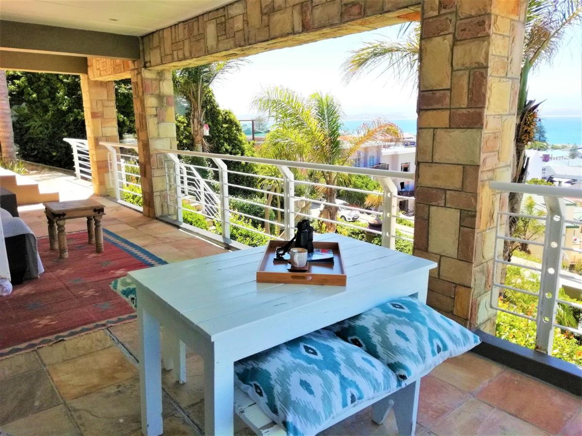4 On Montagu Accommodation Мозел Бей Екстериор снимка