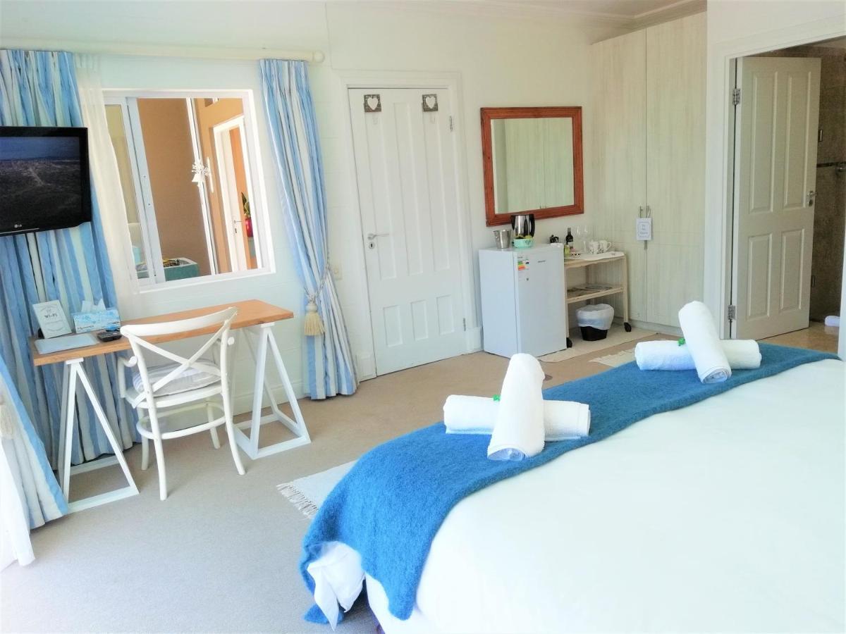 4 On Montagu Accommodation Мозел Бей Екстериор снимка