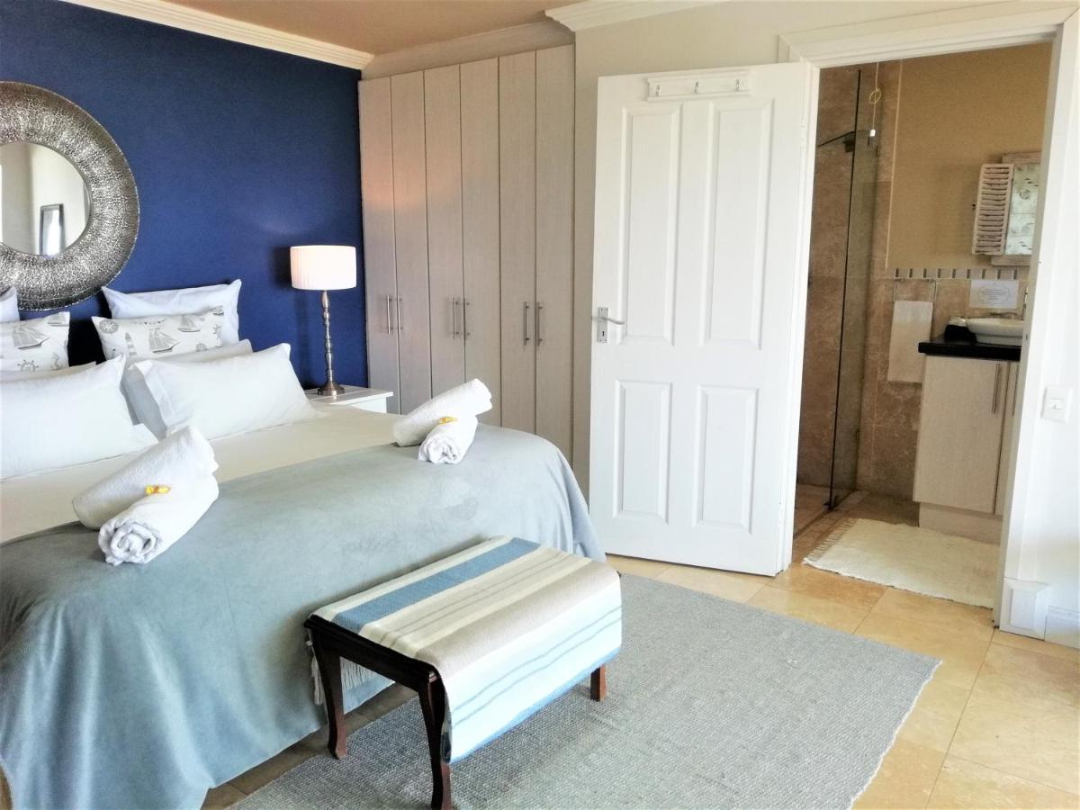 4 On Montagu Accommodation Мозел Бей Екстериор снимка