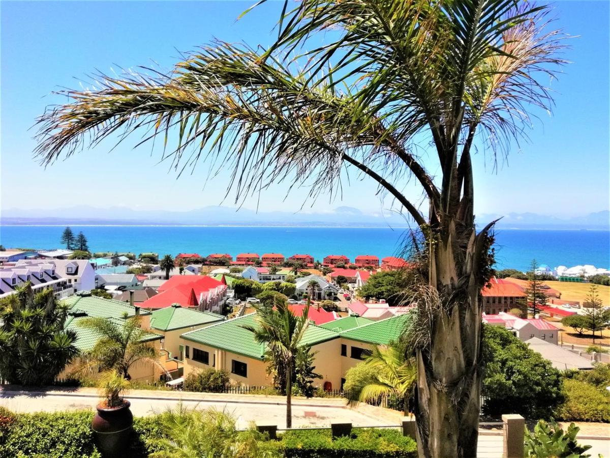 4 On Montagu Accommodation Мозел Бей Екстериор снимка